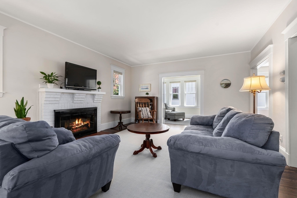 26 Lakeville Road, Unit 1 Boston, MA 02130 - Photo 4 of 25 Gallery Image 4