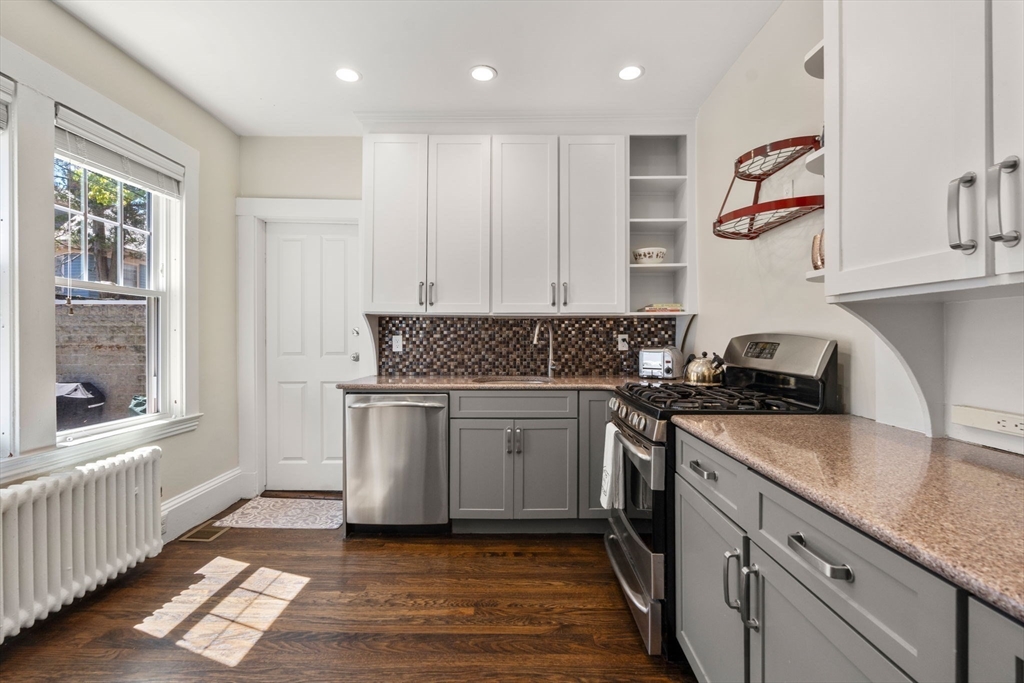 26 Lakeville Road, Unit 1 Boston, MA 02130 - Photo 9 of 25 Gallery Image 9