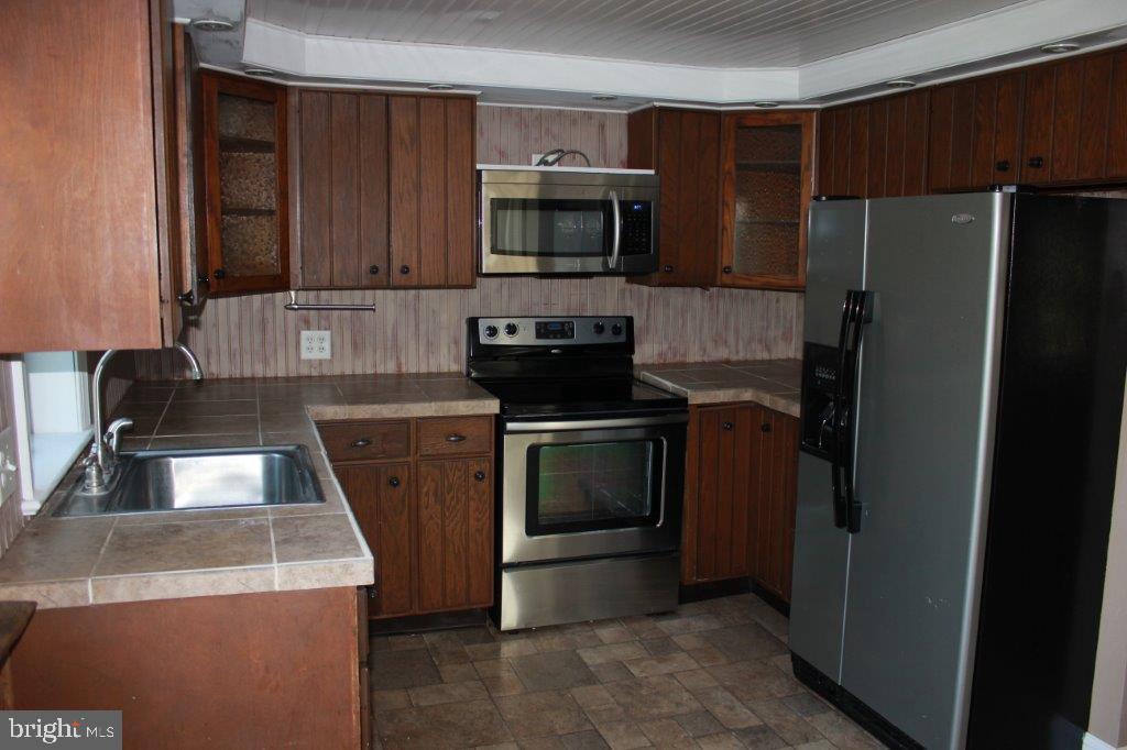 1006 Callowhill Road Perkasie, PA 18944 - Photo 5 of 15