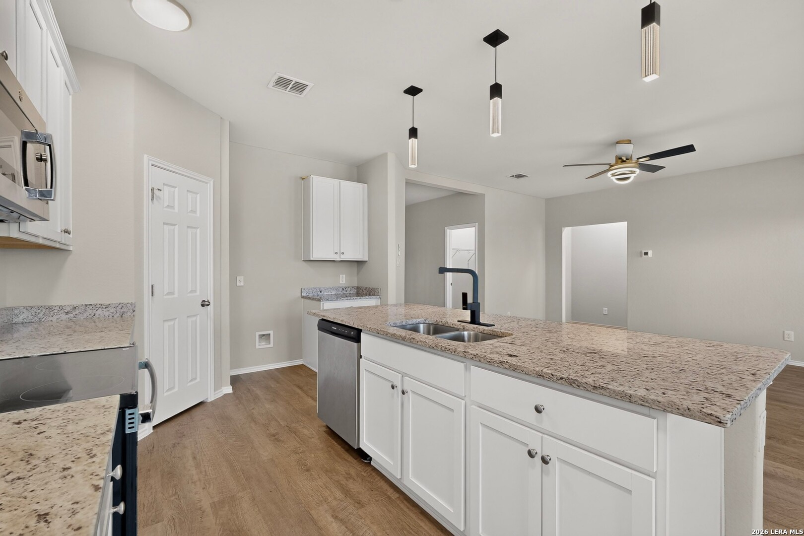 3300 Ridge Place Seguin, TX 78155 - Photo 14 of 40