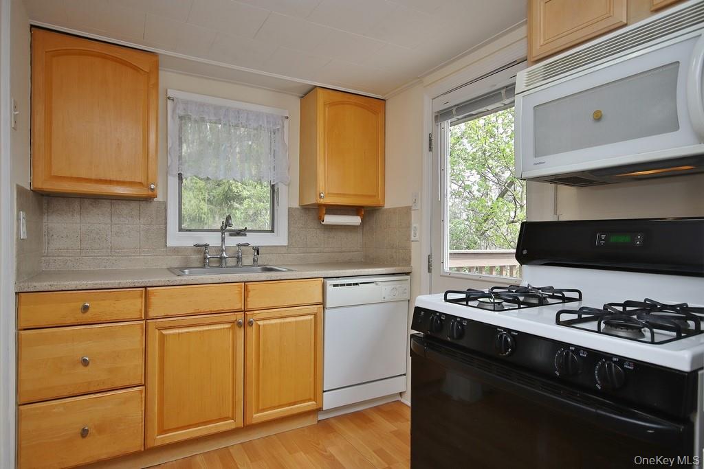 117 West Mombasha Road Monroe, NY 10950 - Photo 14 of 45