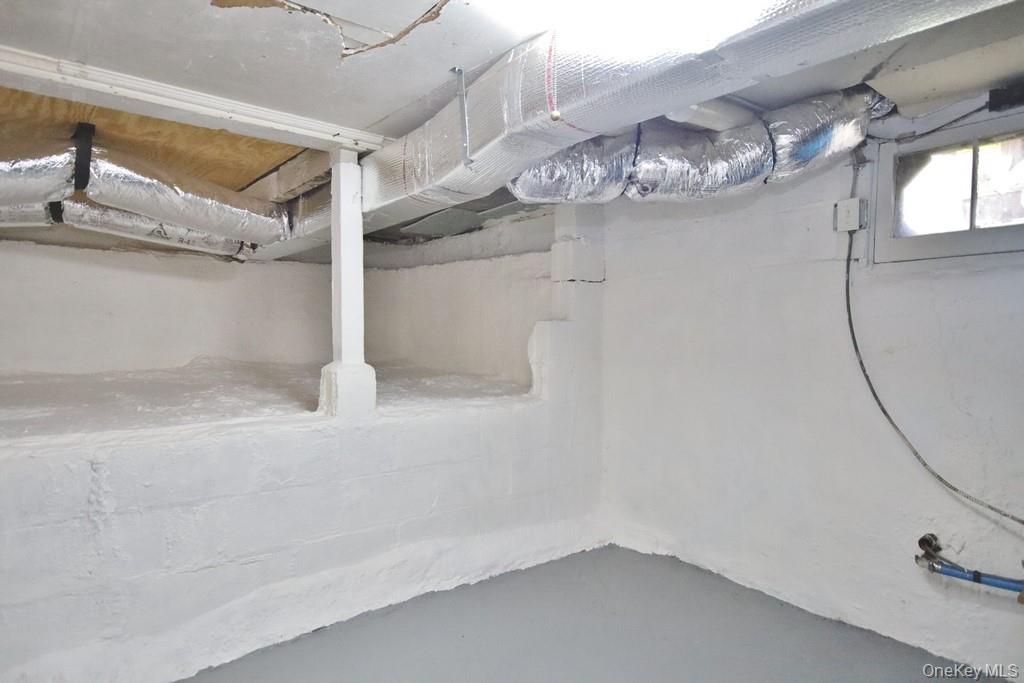 117 West Mombasha Road Monroe, NY 10950 - Photo 7 of 45