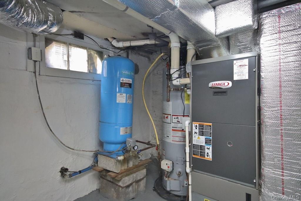 117 West Mombasha Road Monroe, NY 10950 - Photo 9 of 45