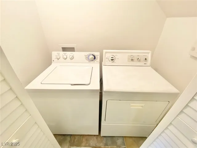 $2,100 | 2993 Seasons Avenue, Henderson, NV 89074