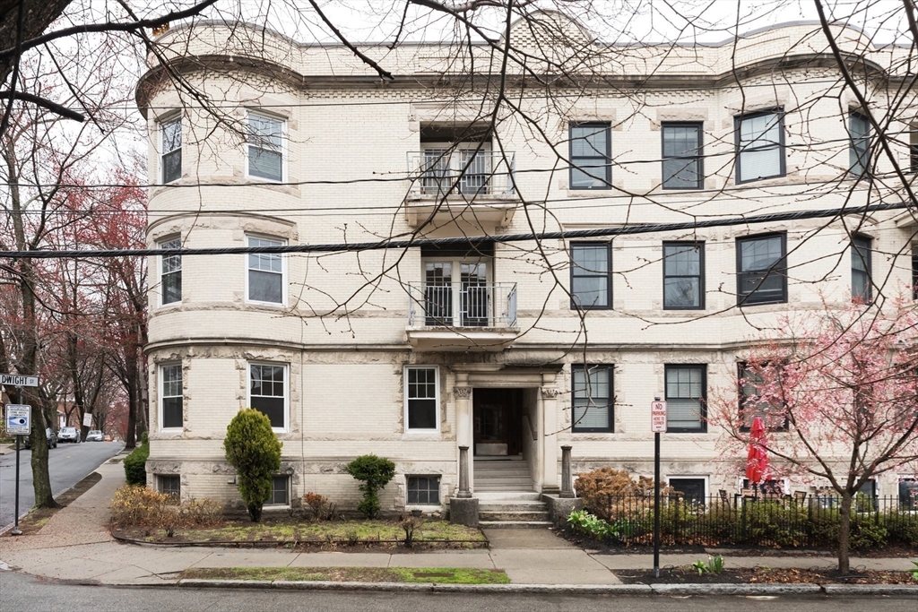 45 Dwight Street Brookline, MA 02446 - Photo 2 of 29