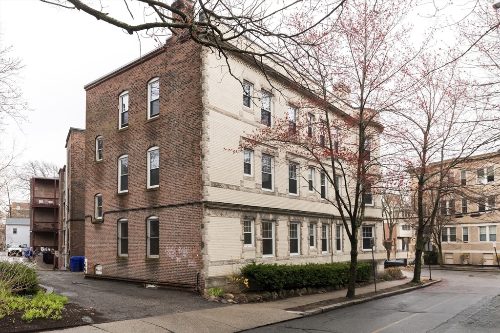 45 Dwight Street Brookline, MA 02446 - Photo 4 of 29