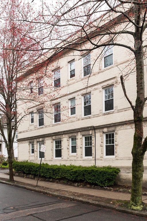 45 Dwight Street Brookline, MA 02446 - Photo 10 of 29