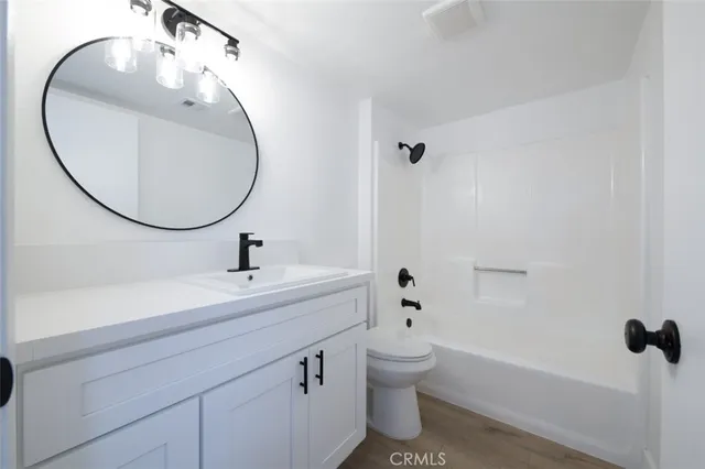 $325,000 | 16465 Green Tree Boulevard, Victorville, CA 92395