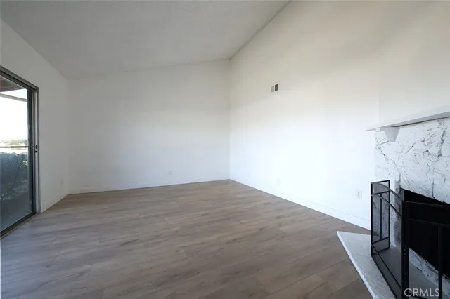 $325,000 | 16465 Green Tree Boulevard, Victorville, CA 92395