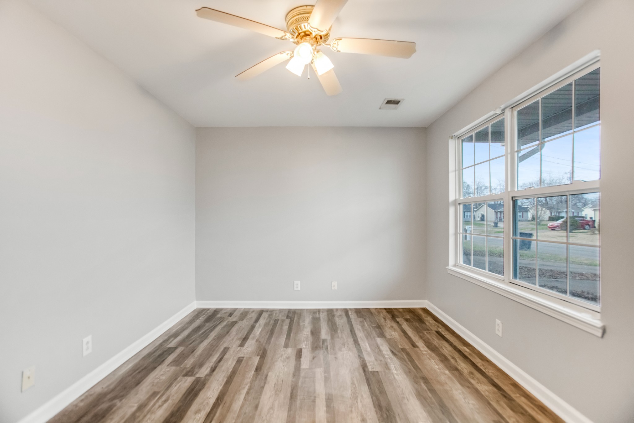 1039 Shadow Ridge Avenue Oak Grove, KY 42262 - Photo 5 of 14