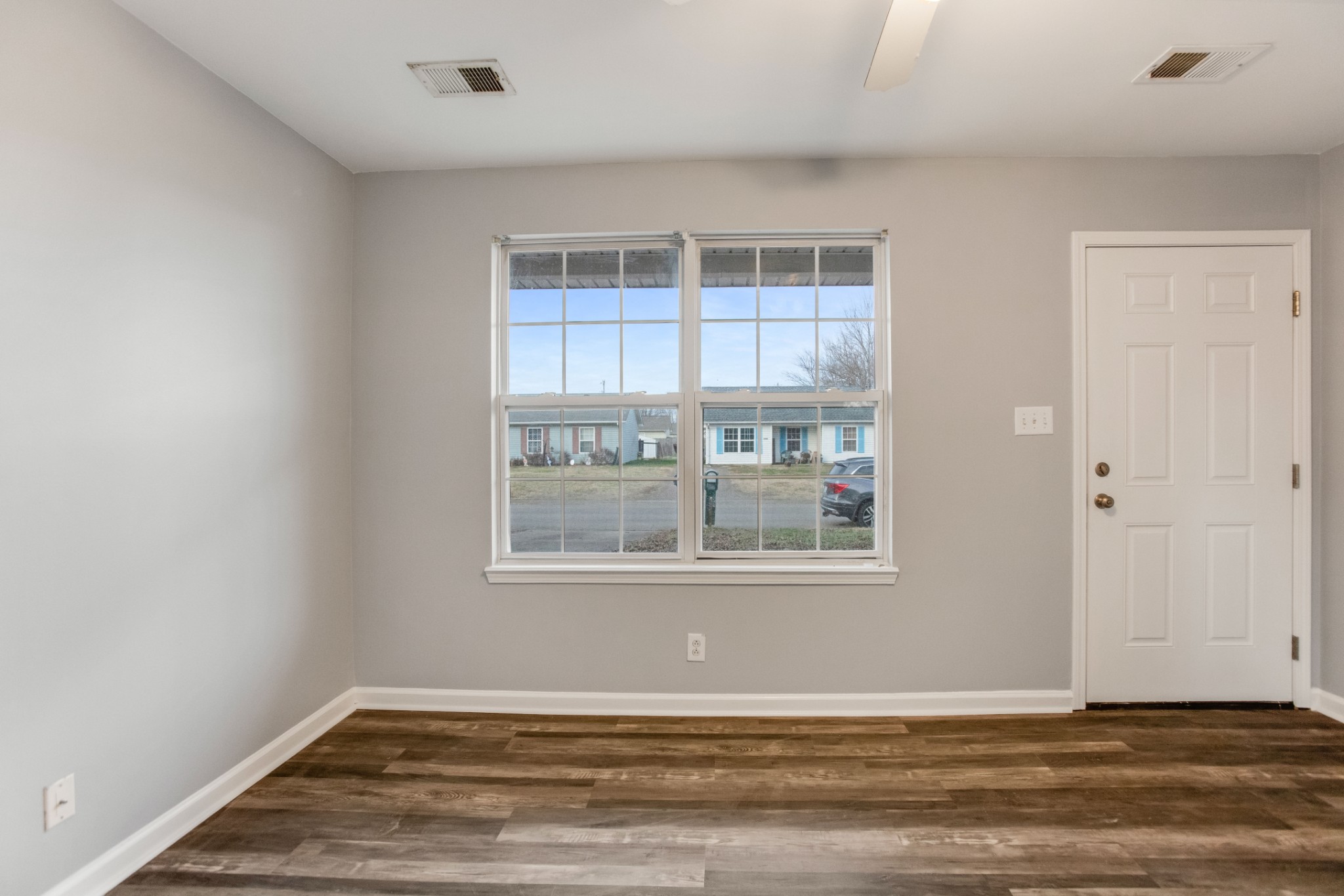 1039 Shadow Ridge Avenue Oak Grove, KY 42262 - Photo 6 of 14