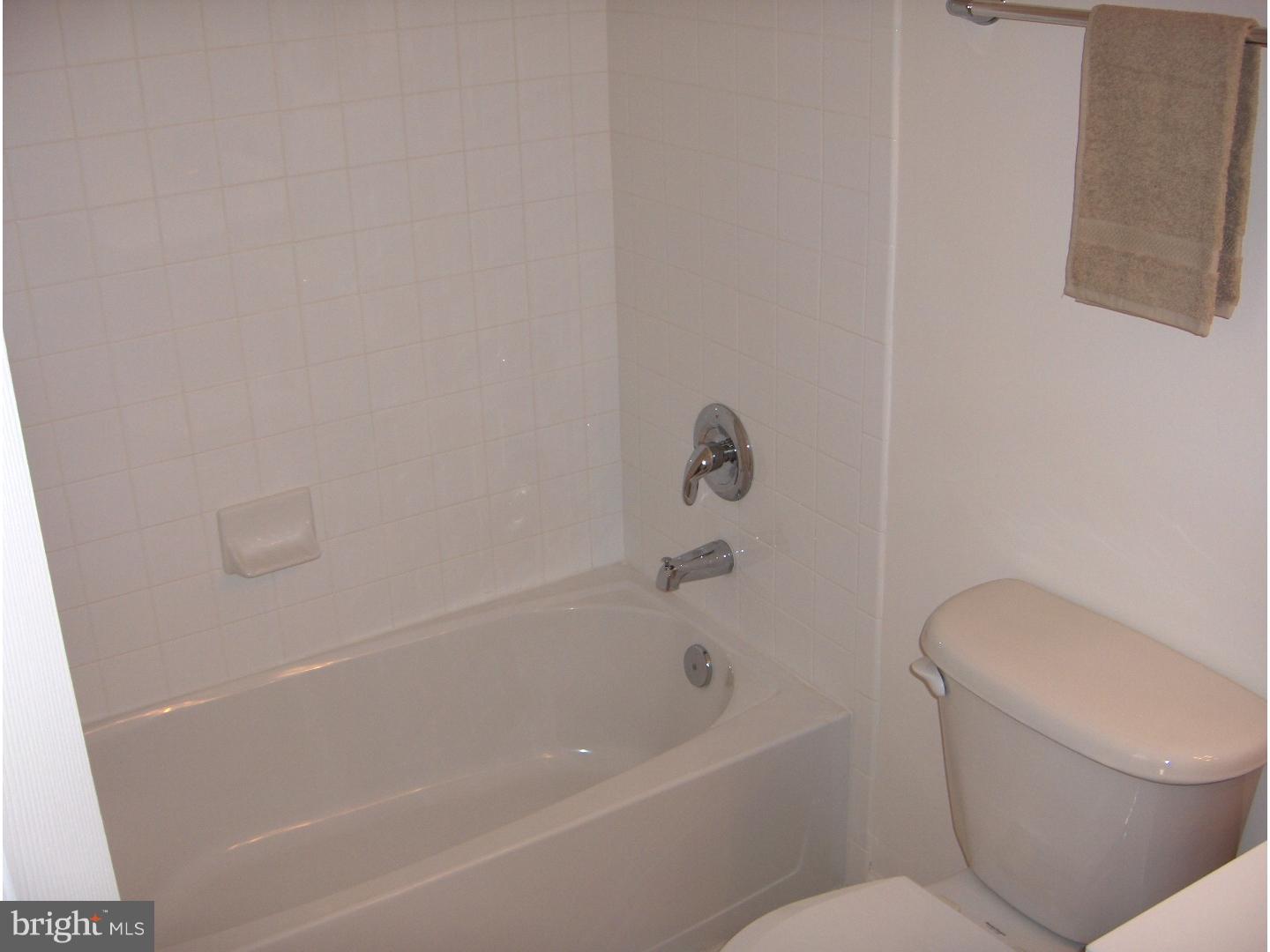 39 Falcon Lane Delanco, NJ 08075 - Photo 22 of 25 Gallery Image 22