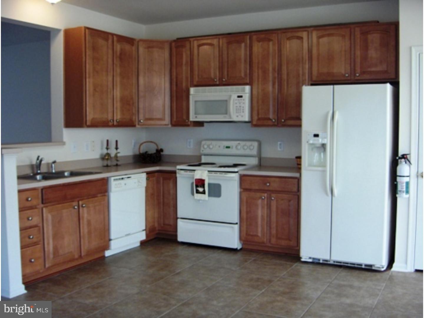 39 Falcon Lane Delanco, NJ 08075 - Photo 6 of 25 Kitchen