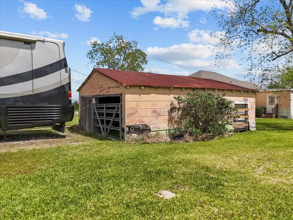 $310,000 | 11703 Farm To Market Road 1764, Santa Fe, TX 77510