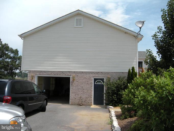 3070 Apple Pie Ridge Road Winchester, VA 22603 - Photo 2 of 23 Garage 1