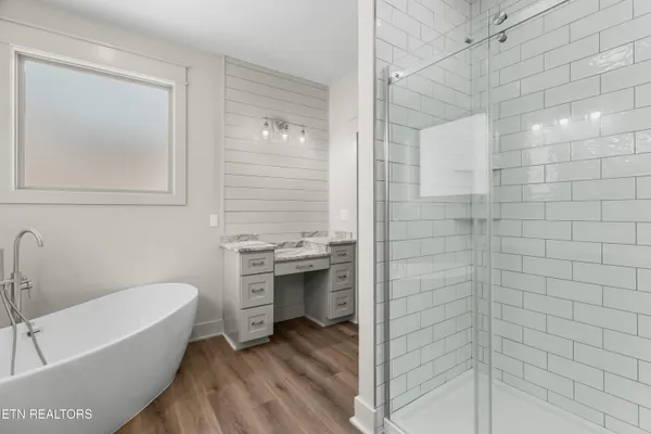 $625,000 | 936 Bob O Drive, Dandridge, TN 37725