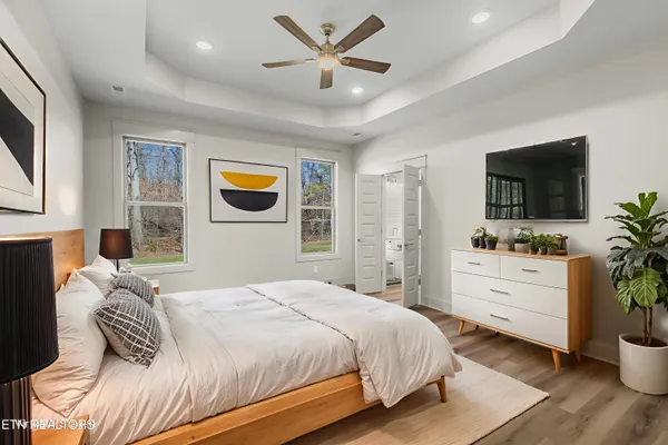 $625,000 | 936 Bob O Drive, Dandridge, TN 37725