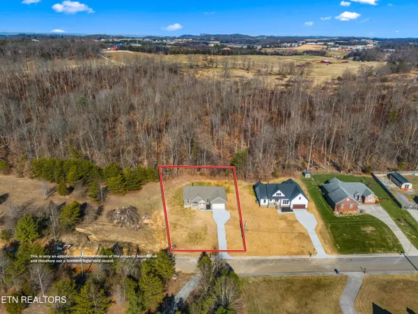 $625,000 | 936 Bob O Drive, Dandridge, TN 37725