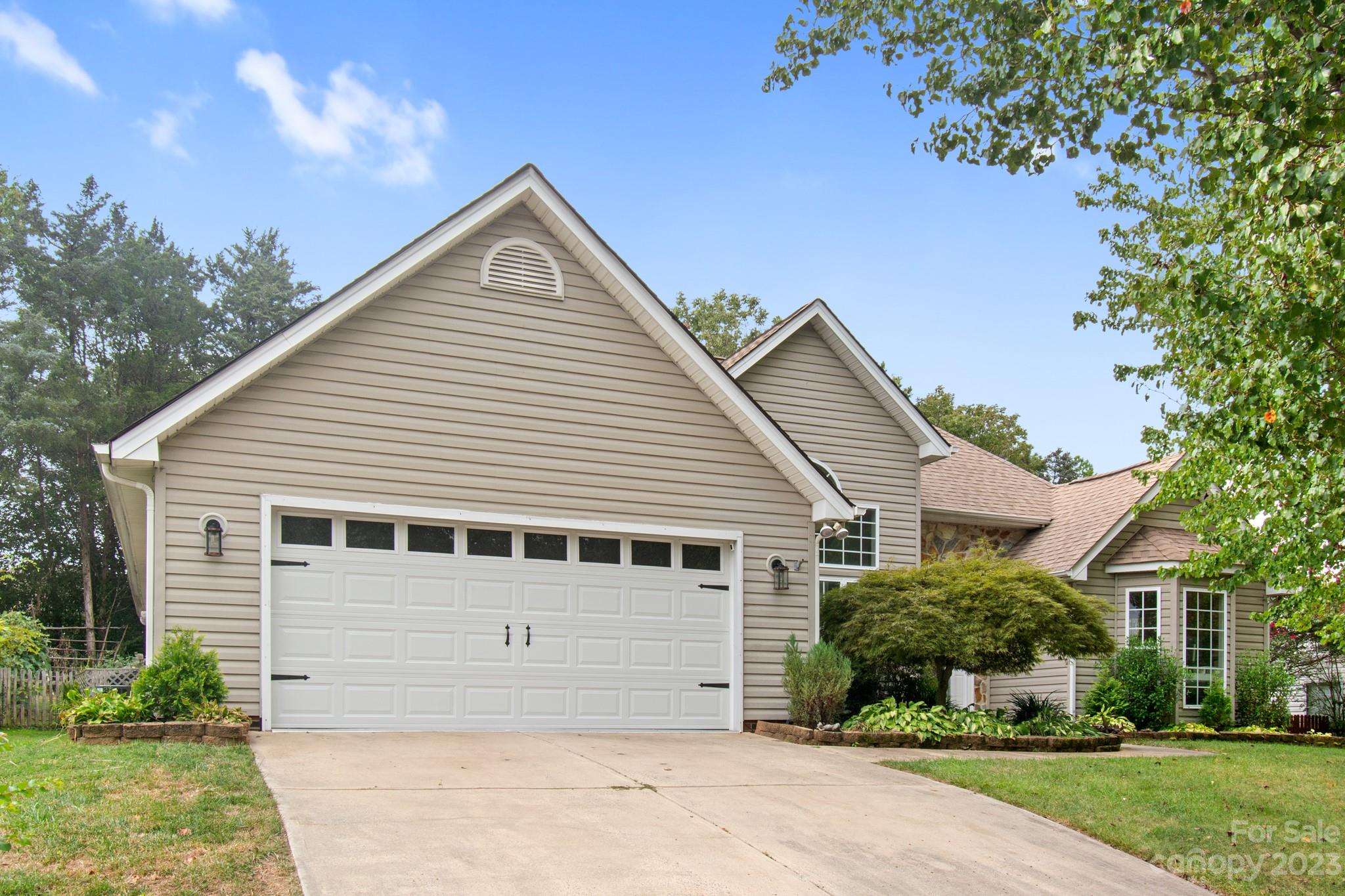 12607 Cardinal Point Road Charlotte, NC 28269 - Photo 1 of 32 Gallery Image 1