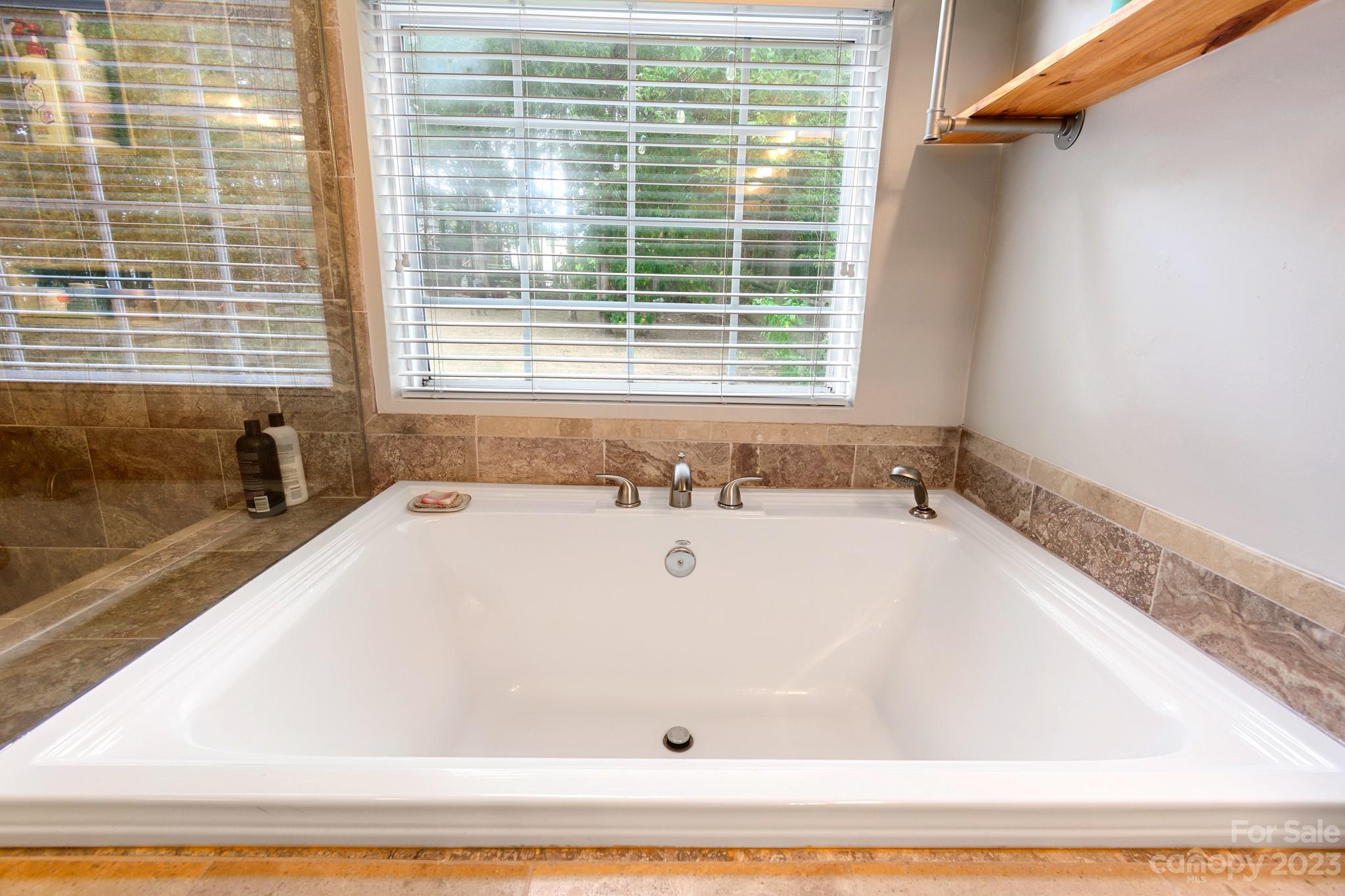 12607 Cardinal Point Road Charlotte, NC 28269 - Photo 16 of 32 Gallery Image 16