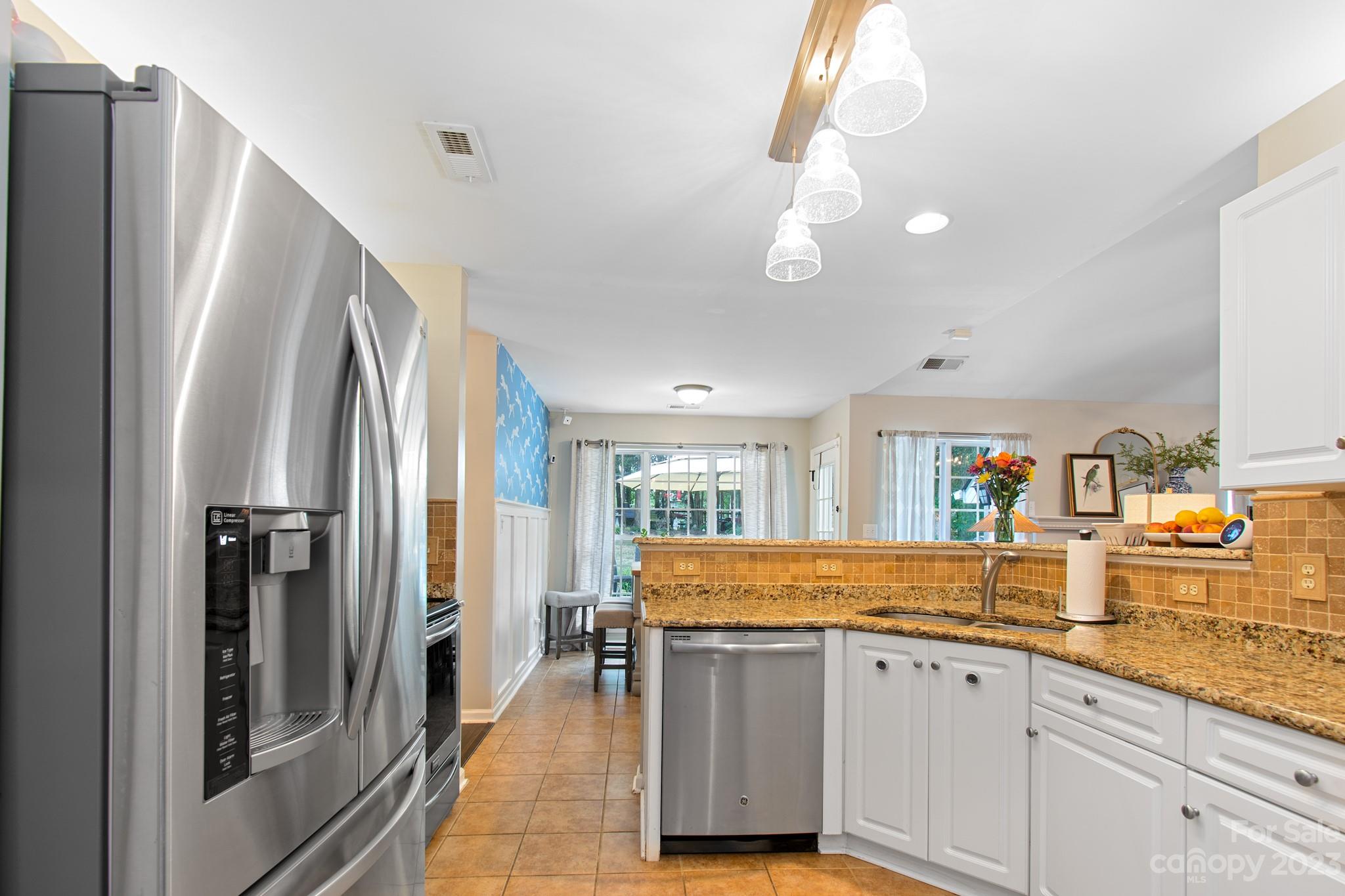 12607 Cardinal Point Road Charlotte, NC 28269 - Photo 17 of 32 Gallery Image 17