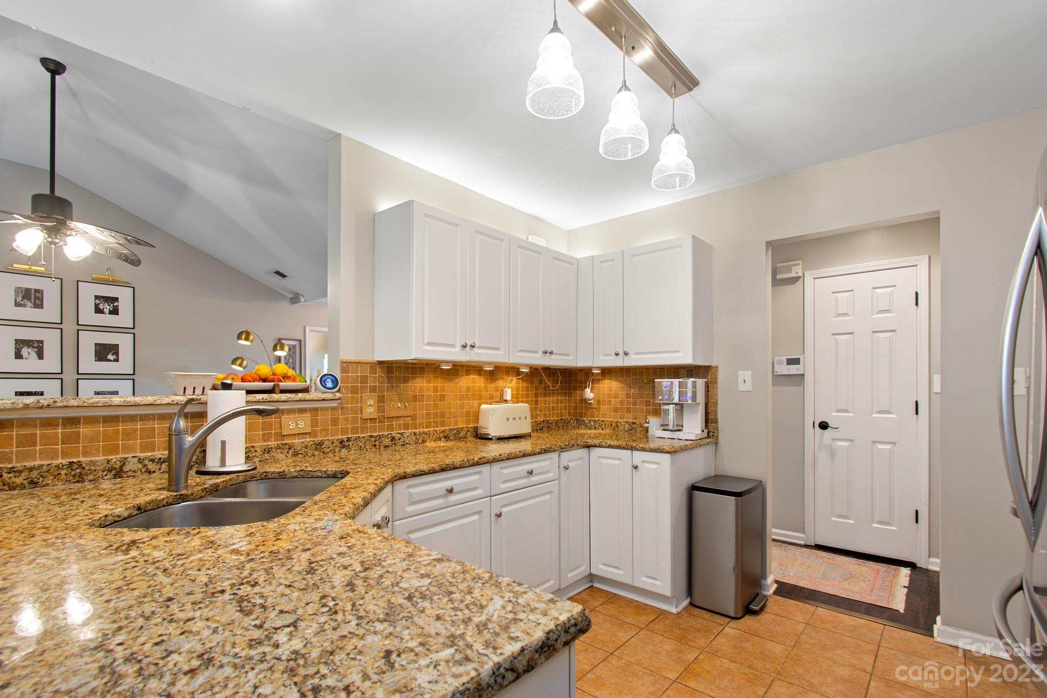 12607 Cardinal Point Road Charlotte, NC 28269 - Photo 18 of 32 Gallery Image 18