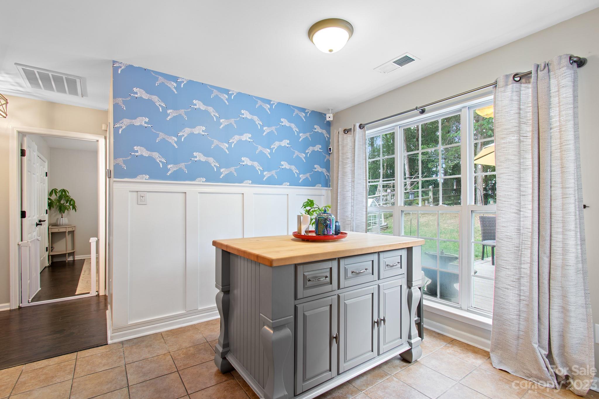 12607 Cardinal Point Road Charlotte, NC 28269 - Photo 22 of 32 Gallery Image 22