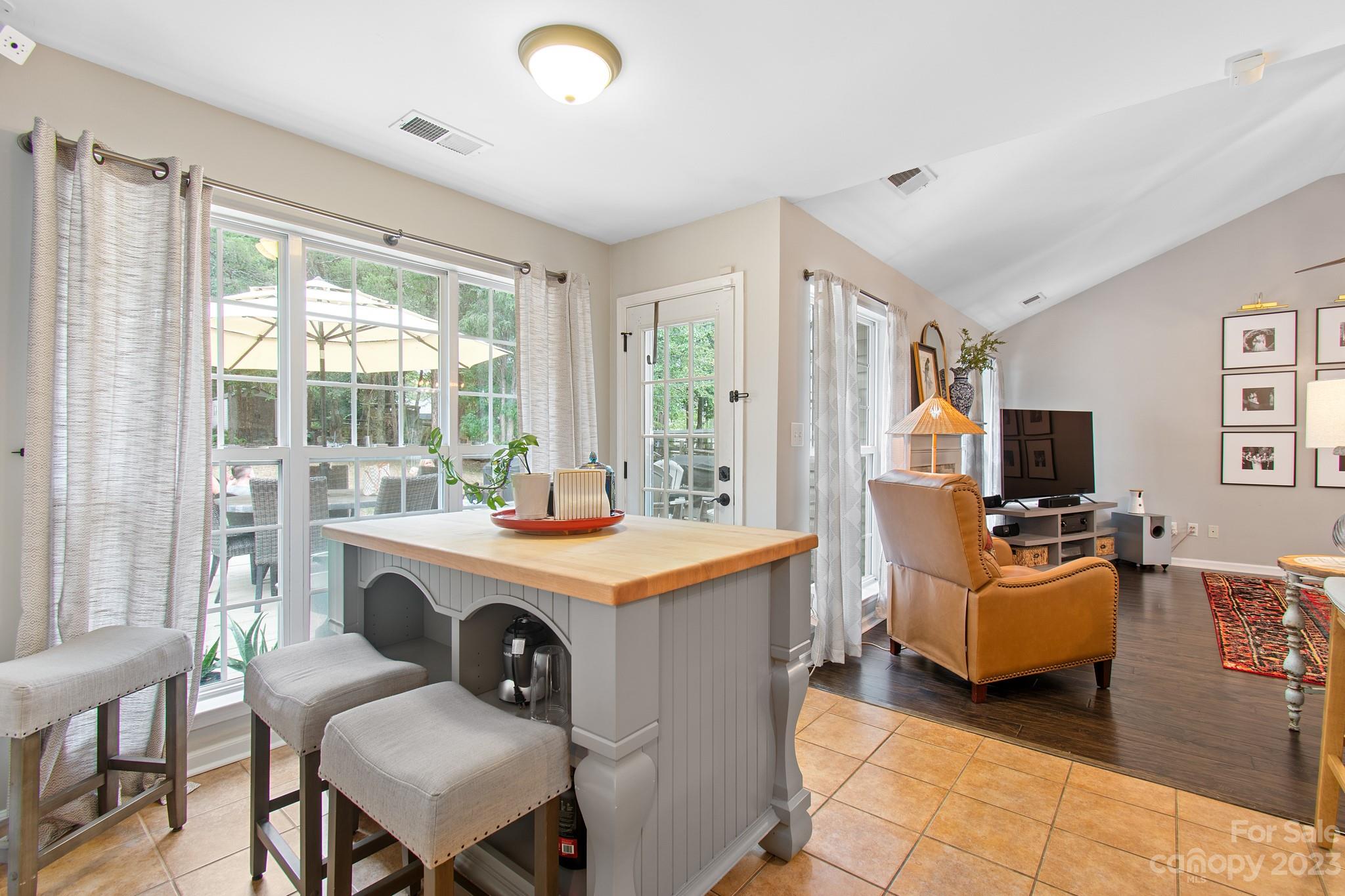 12607 Cardinal Point Road Charlotte, NC 28269 - Photo 23 of 32 Gallery Image 23