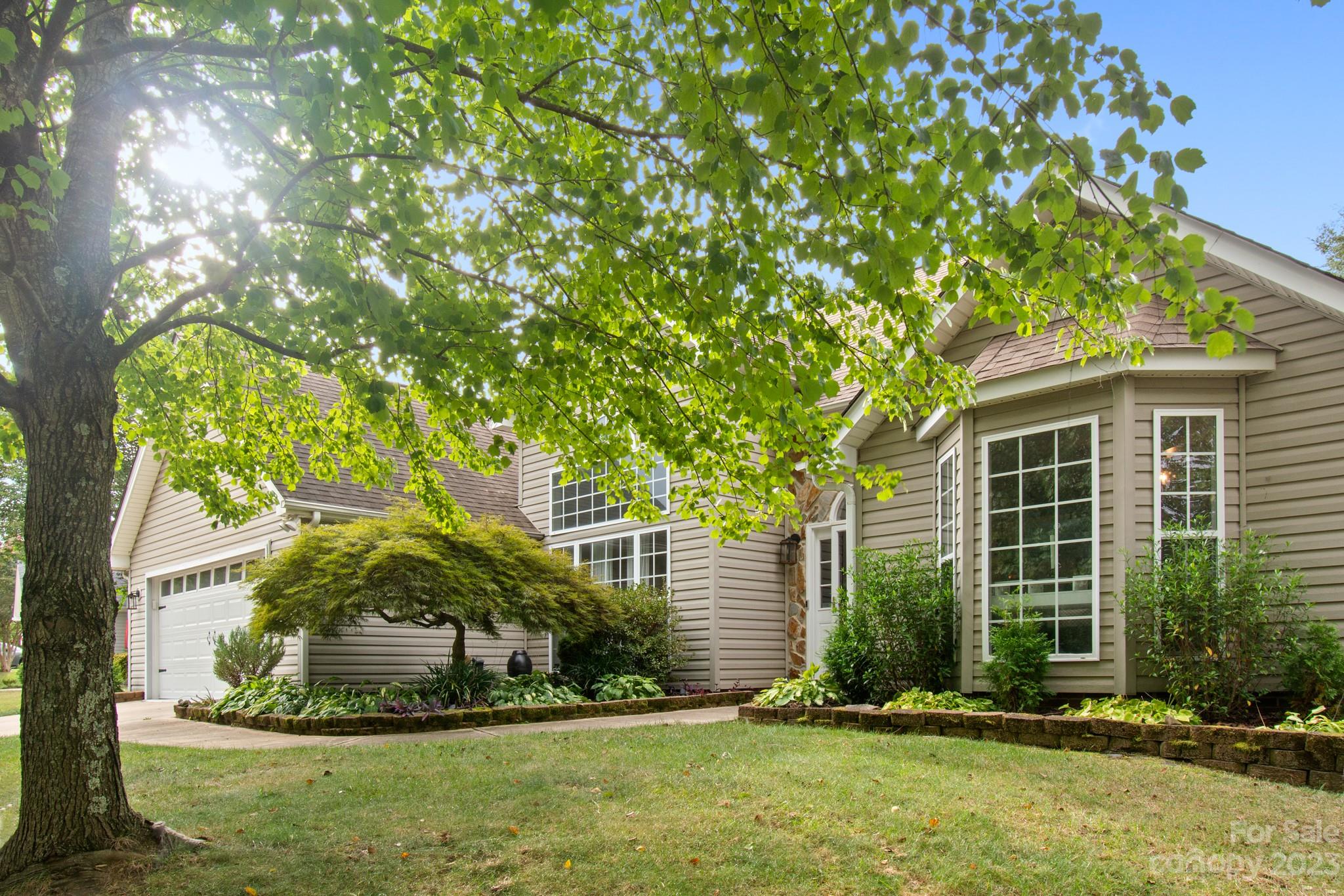 12607 Cardinal Point Road Charlotte, NC 28269 - Photo 3 of 32 Gallery Image 3