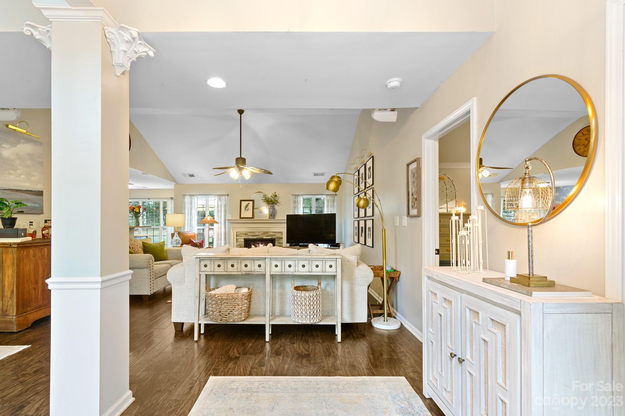 12607 Cardinal Point Road Charlotte, NC 28269 - Photo 4 of 32 Gallery Image 4