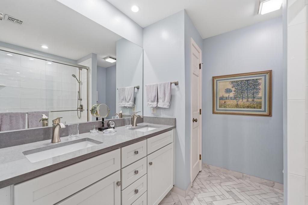 7223 Mission Road, Unit 104 Prairie Village, KS 66208 - Photo 23 of 34 Gallery Image 23