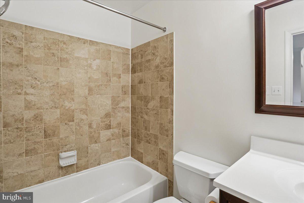 3708 Gawayne Terrace, Unit 37083 Silver Spring, MD 20906 - Photo 34 of 73 Primary Bath