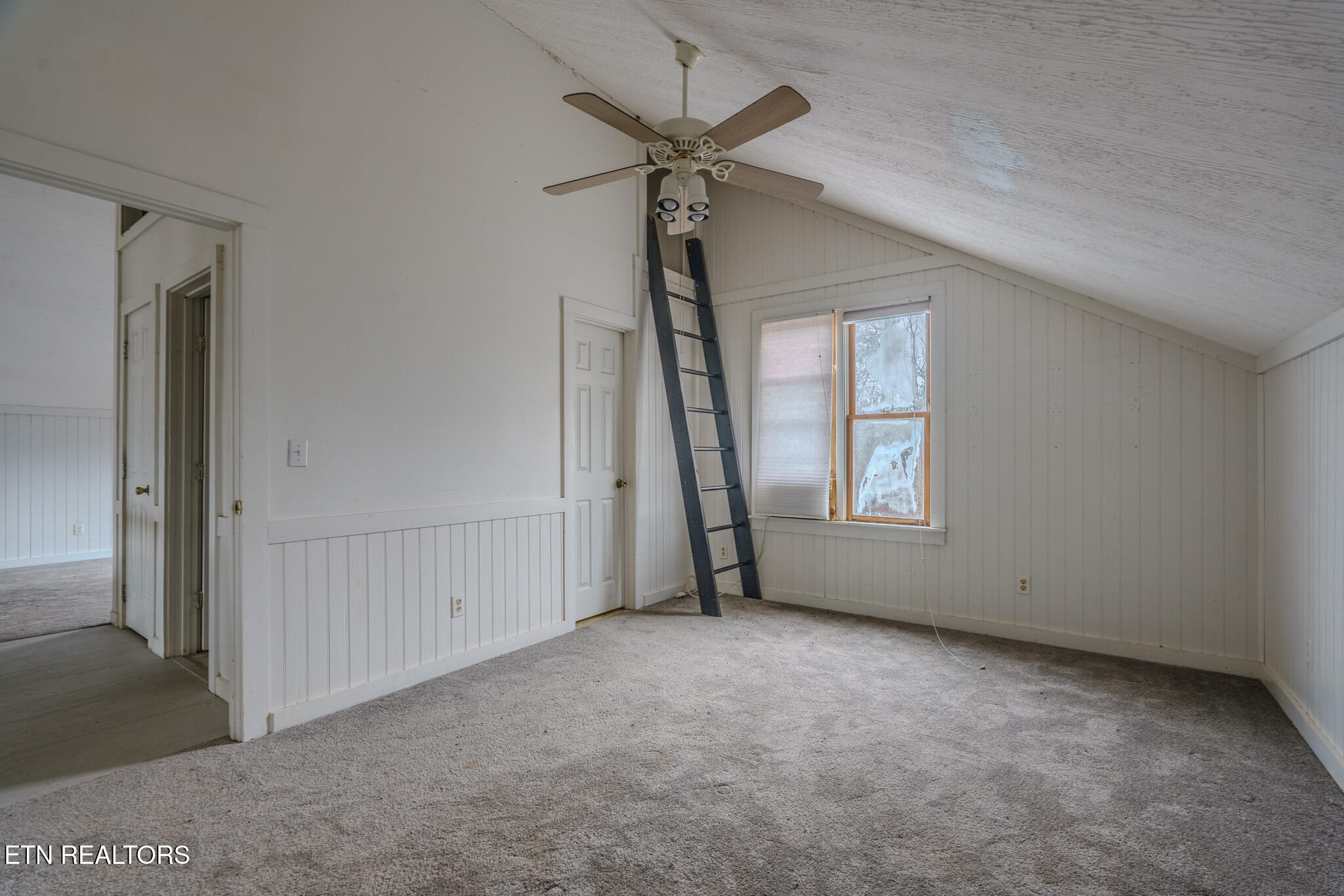 856-878 Little Berry Way, Unit 2 Del Rio, TN 37727 - Photo 15 of 33 _DSC9357-HDR