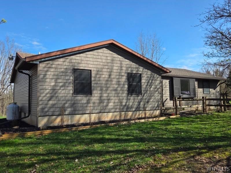 6161 Clinton Street Road Stafford, NY 14416 - Photo 12 of 42