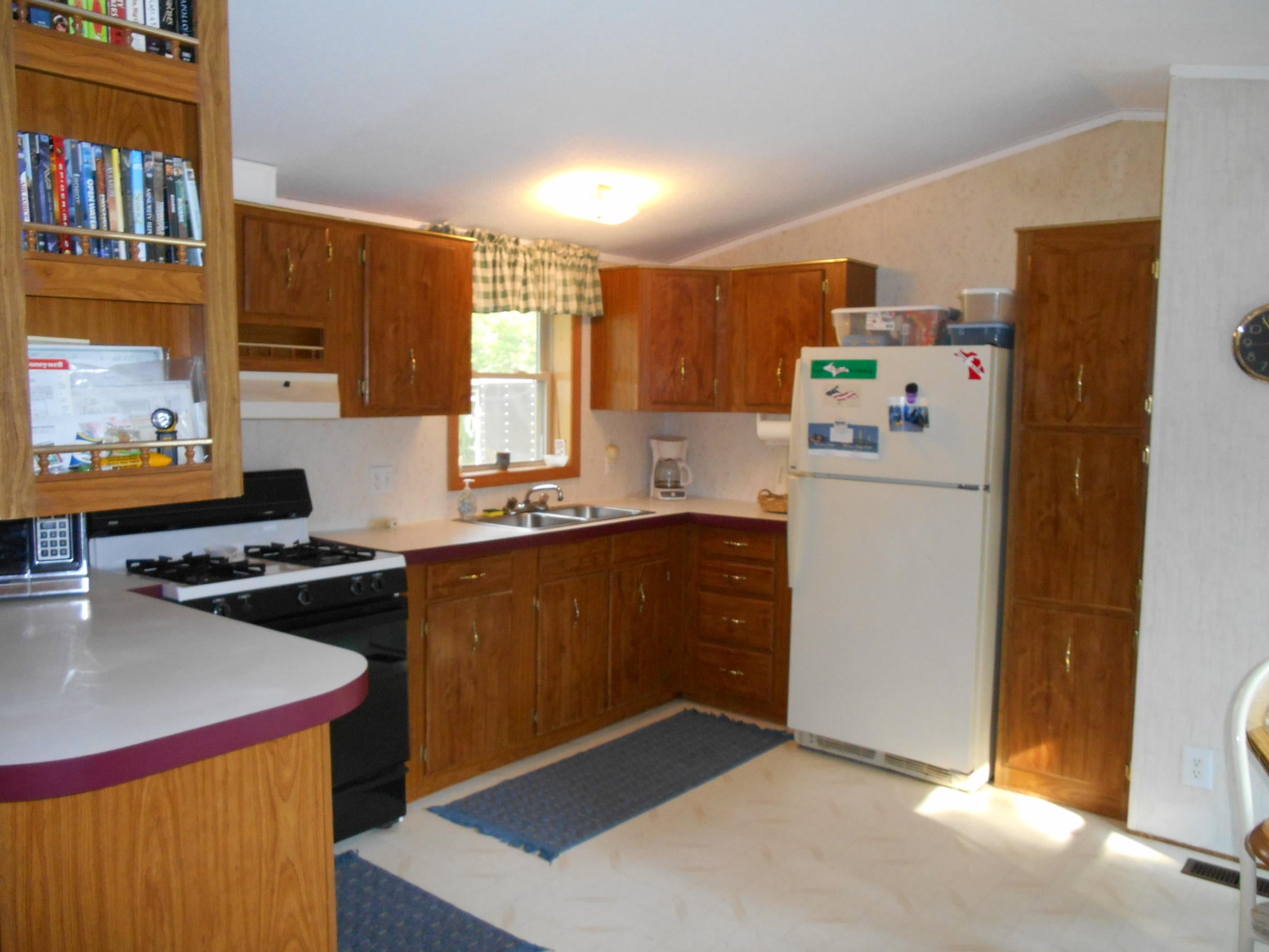 30961 West Wild Cat Road Paradise, MI 49768 - Photo 5 of 20 Gallery Image 5