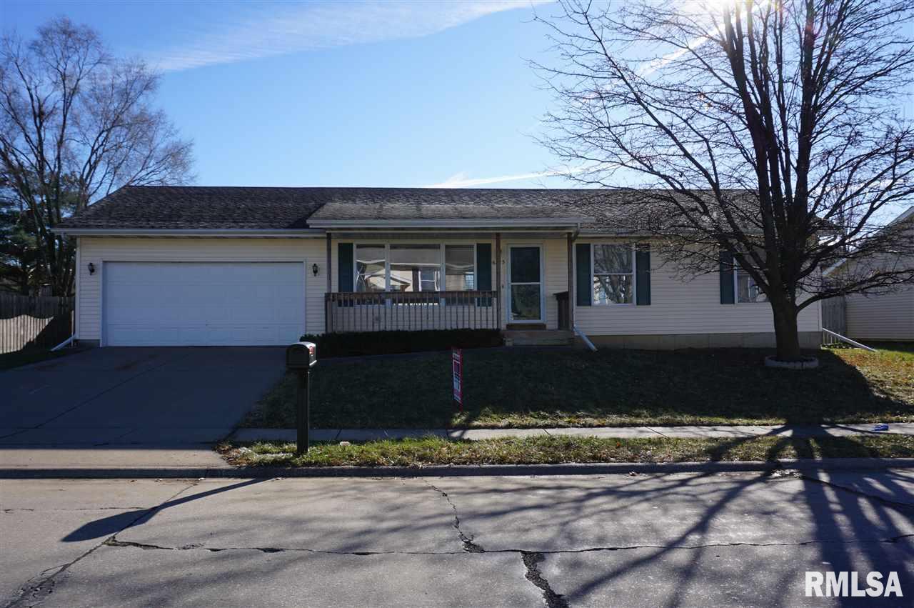 6215 Appomattox Road Davenport, IA 52806 - Photo 4 of 12 Gallery Image 4
