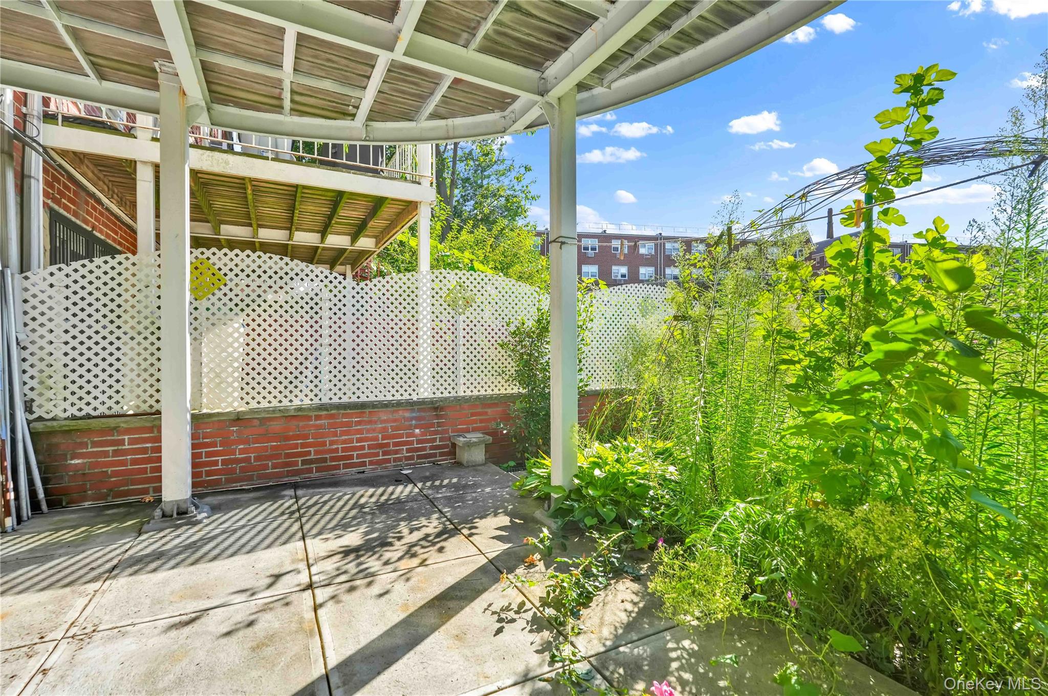 21260 16th Avenue Queens, NY 11360 - Photo 30 of 37 a view of a garage