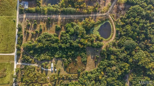 $79,900 | 10 Hopkins Road, Perry, MO 63462