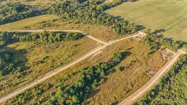 $79,900 | 10 Hopkins Road, Perry, MO 63462