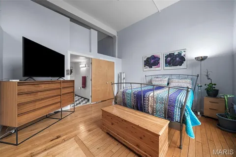 $260,000 | 4242 Laclede Avenue, Unit 106, St. Louis, MO 63108