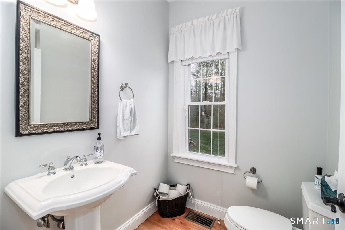80 Washington Ridge Road New Milford, CT 06776 - Photo 13 of 40