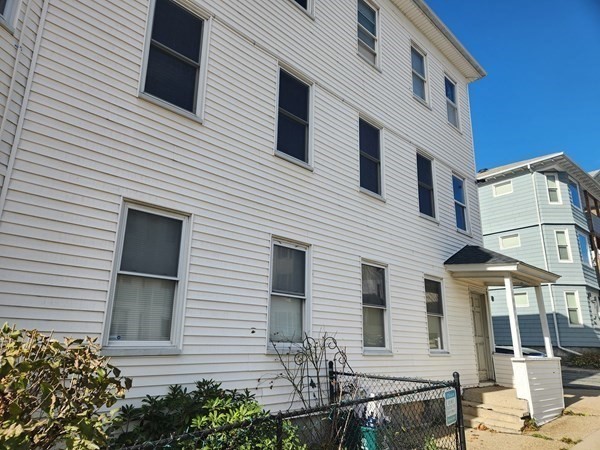 1 Plantation Street, Unit 2 Worcester, MA 01604 - Photo 5 of 37