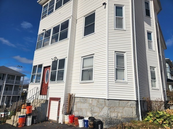 1 Plantation Street, Unit 2 Worcester, MA 01604 - Photo 7 of 37