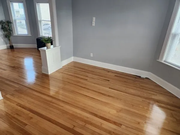 $2,300 | 1 Plantation Street, Unit 2, Worcester, MA 01604