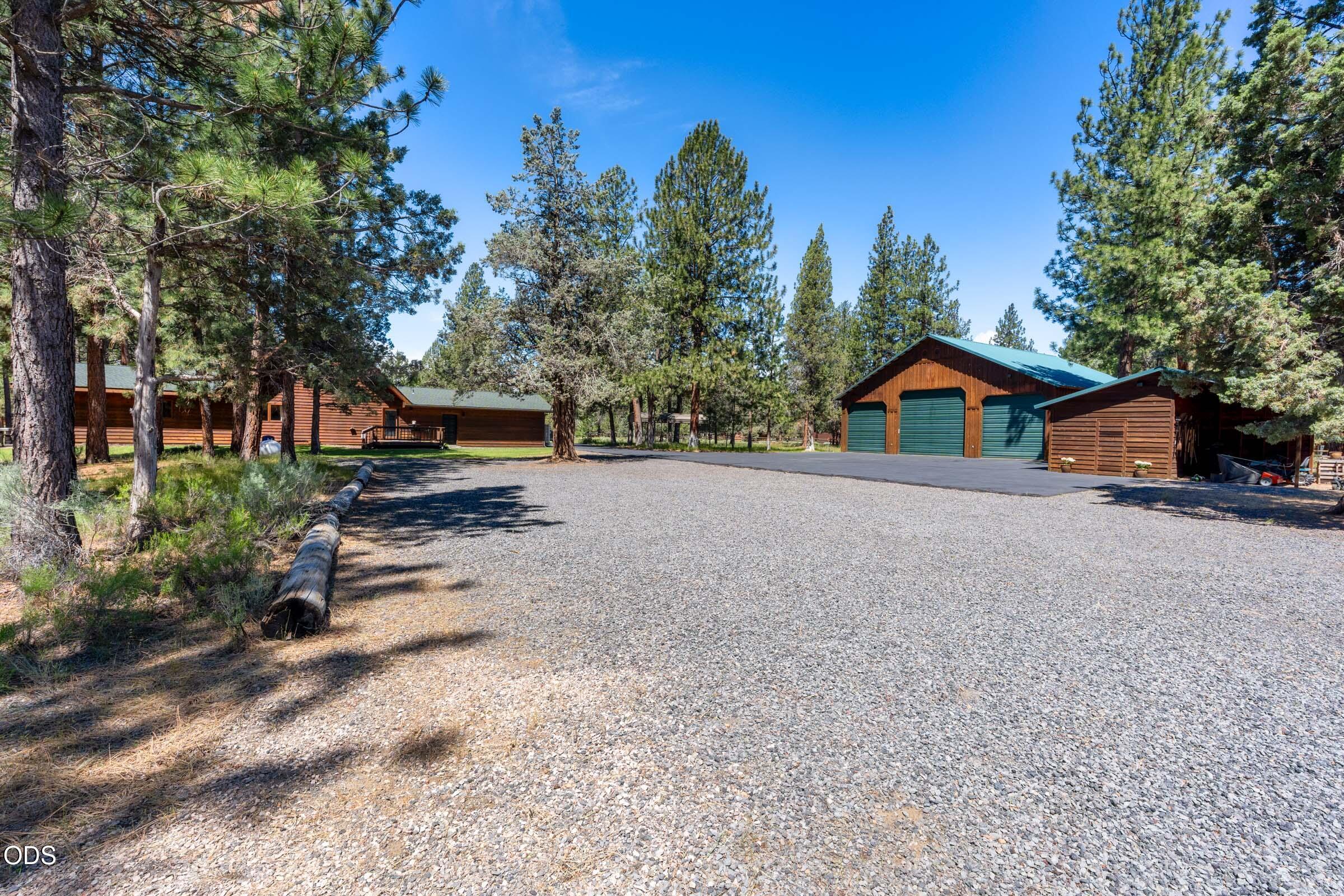 69420 Crooked Horseshoe Road Sisters, OR 97759 - Photo 62 of 74
