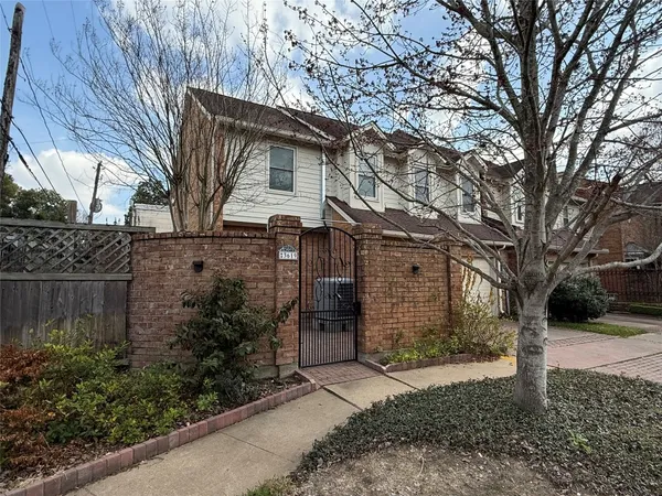 $3,350 | 3619 Mulberry Street, Houston, TX 77006