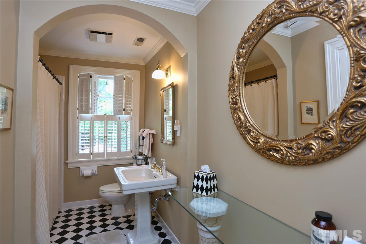 341 Tenney Circle Chapel Hill, NC 27514 - Photo 16 of 21 a view of a livingroom with furniture and windows