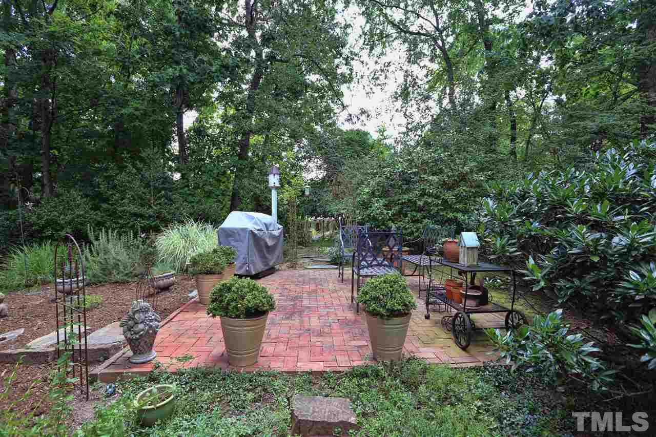 341 Tenney Circle Chapel Hill, NC 27514 - Photo 19 of 21 a view of a house with a yard and fountain