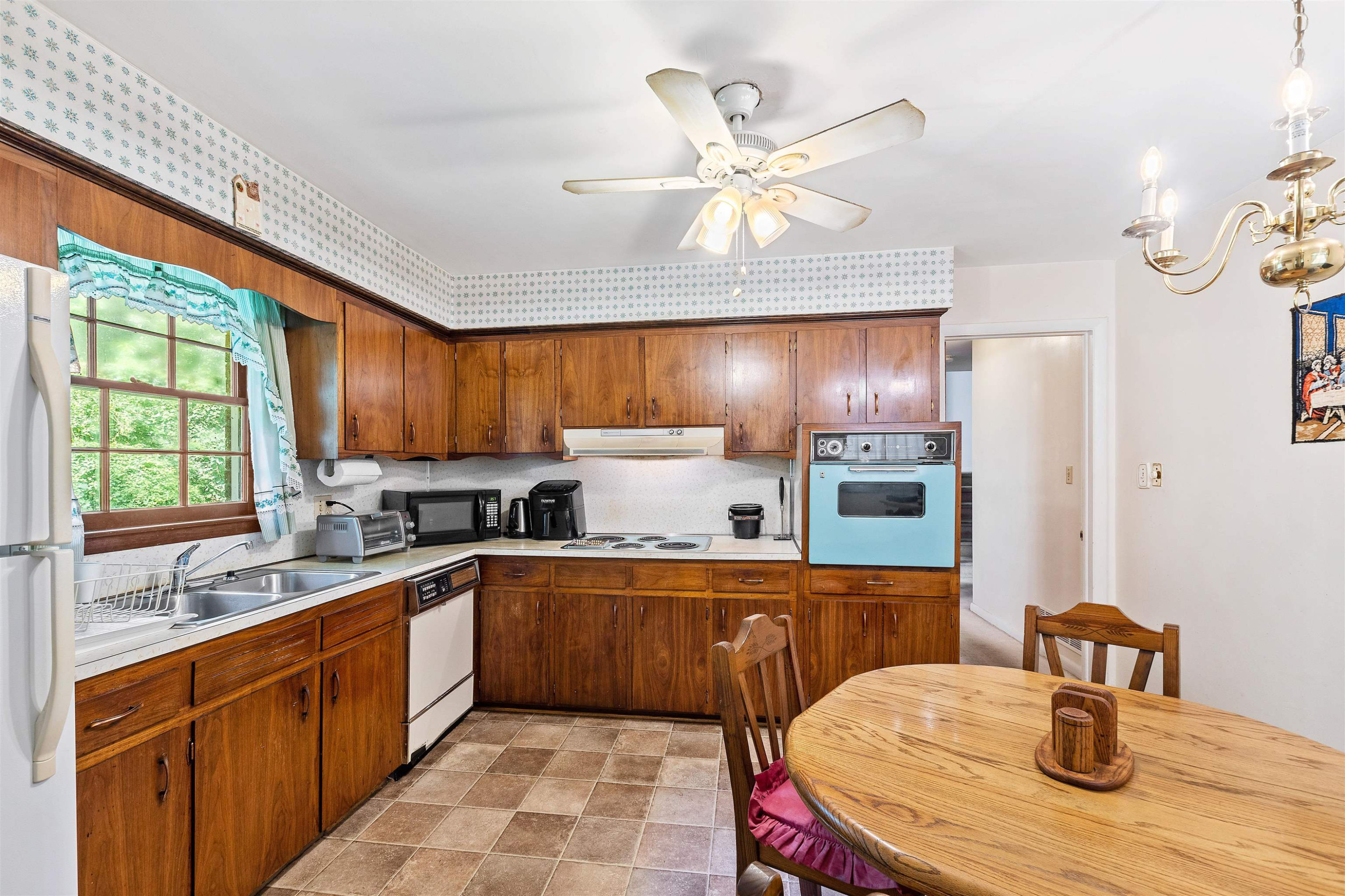 312 Lord Berkley Road Raleigh, NC 27610 - Photo 12 of 38 Photo 12