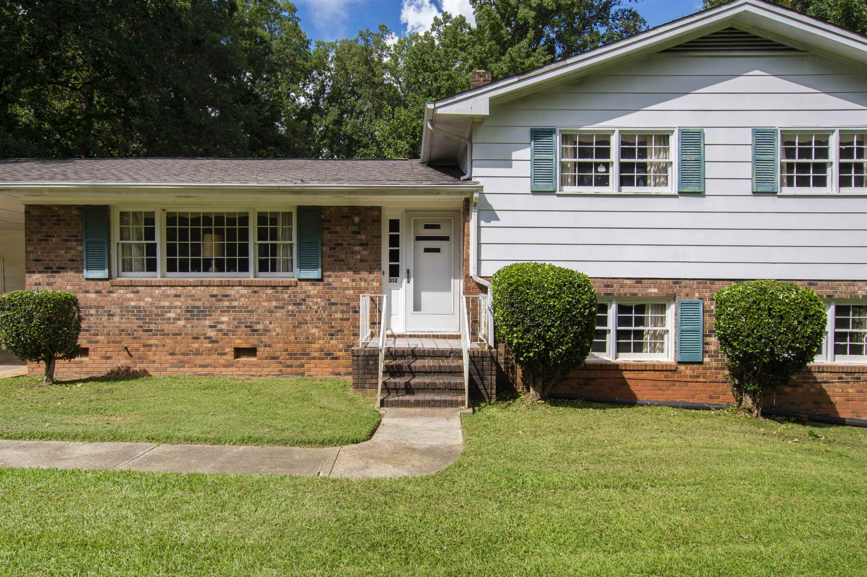 312 Lord Berkley Road Raleigh, NC 27610 - Photo 6 of 38 Photo 6